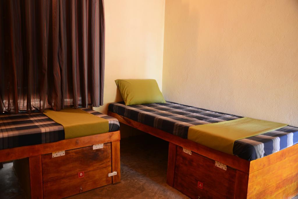Jungle Beach Hostel Unawatuna Δωμάτιο φωτογραφία