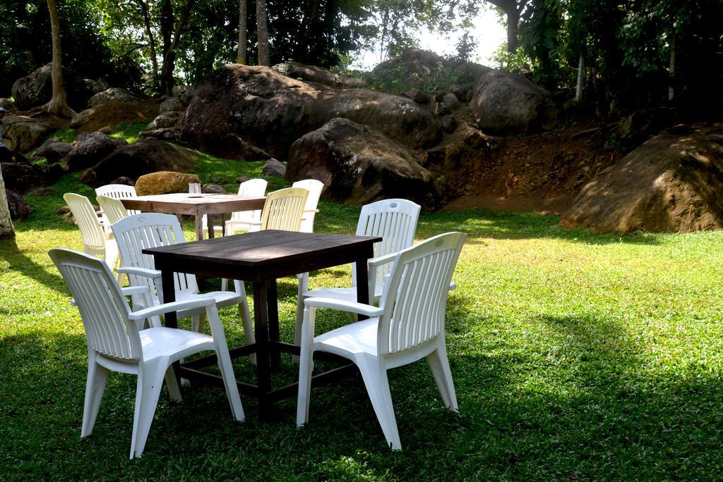 Jungle Beach Hostel Unawatuna Εξωτερικό φωτογραφία