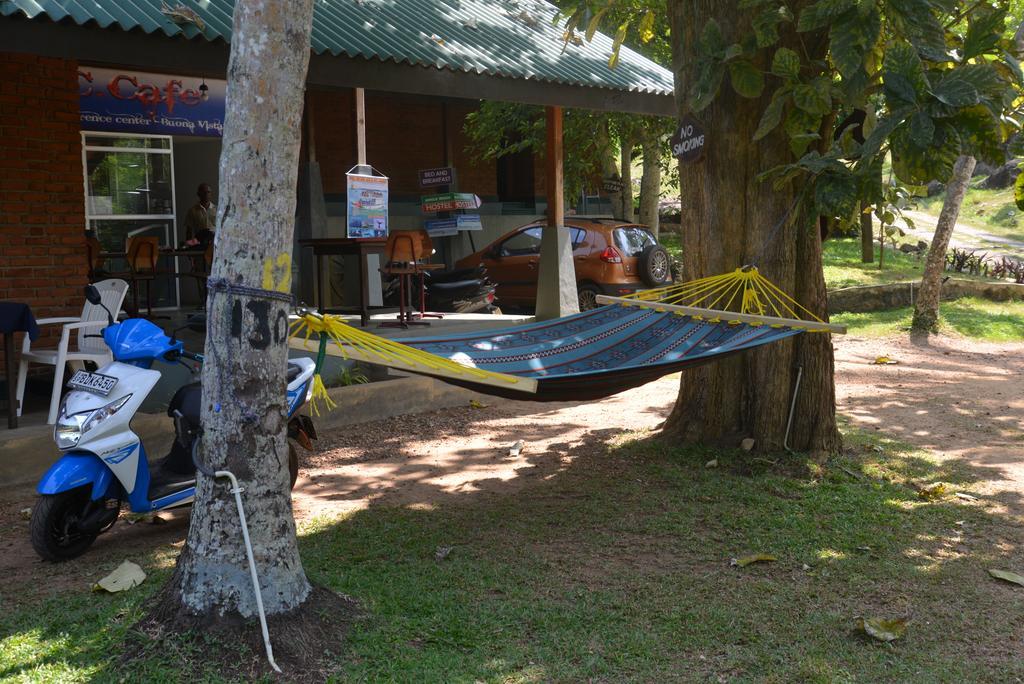 Jungle Beach Hostel Unawatuna Εξωτερικό φωτογραφία